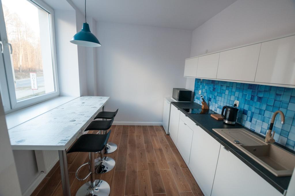 Hotel Komes Skarzysko-Kamienna Bagian luar foto